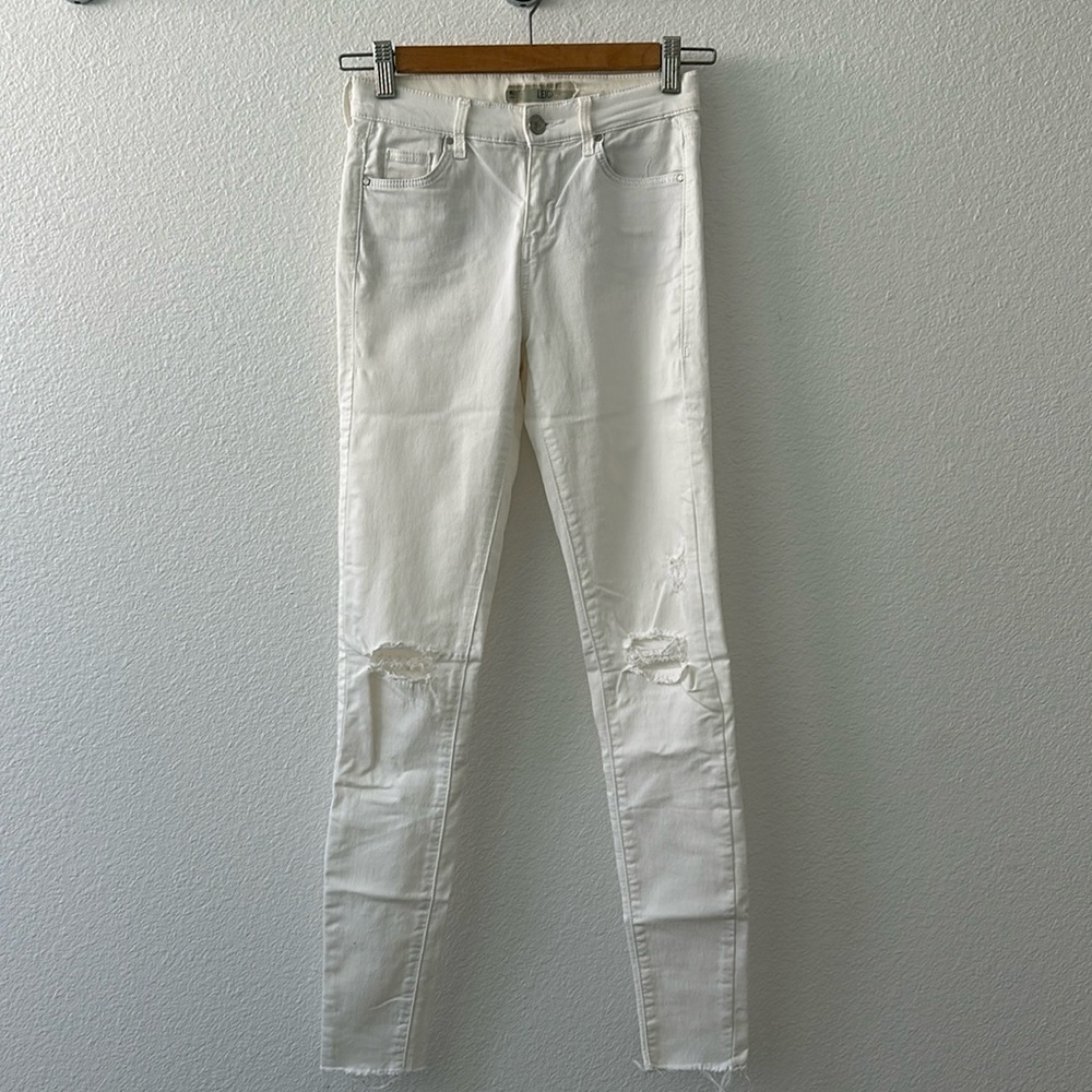 top shop leigh white denim 25 tall length 32